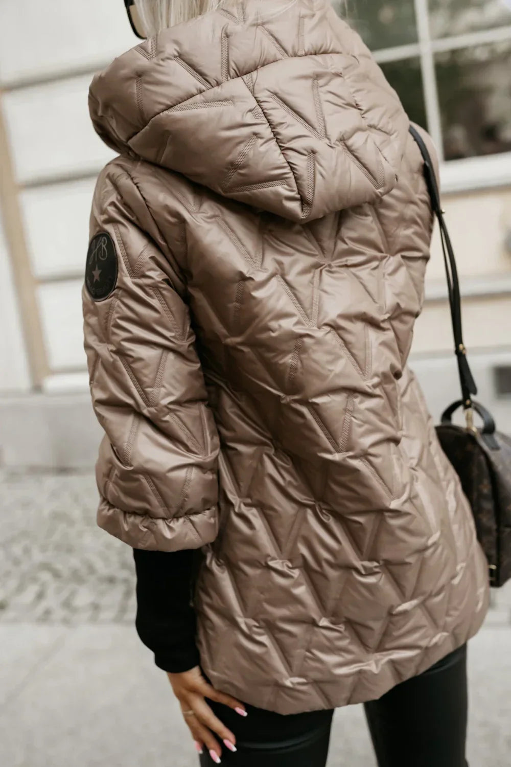 | Warm winter coat