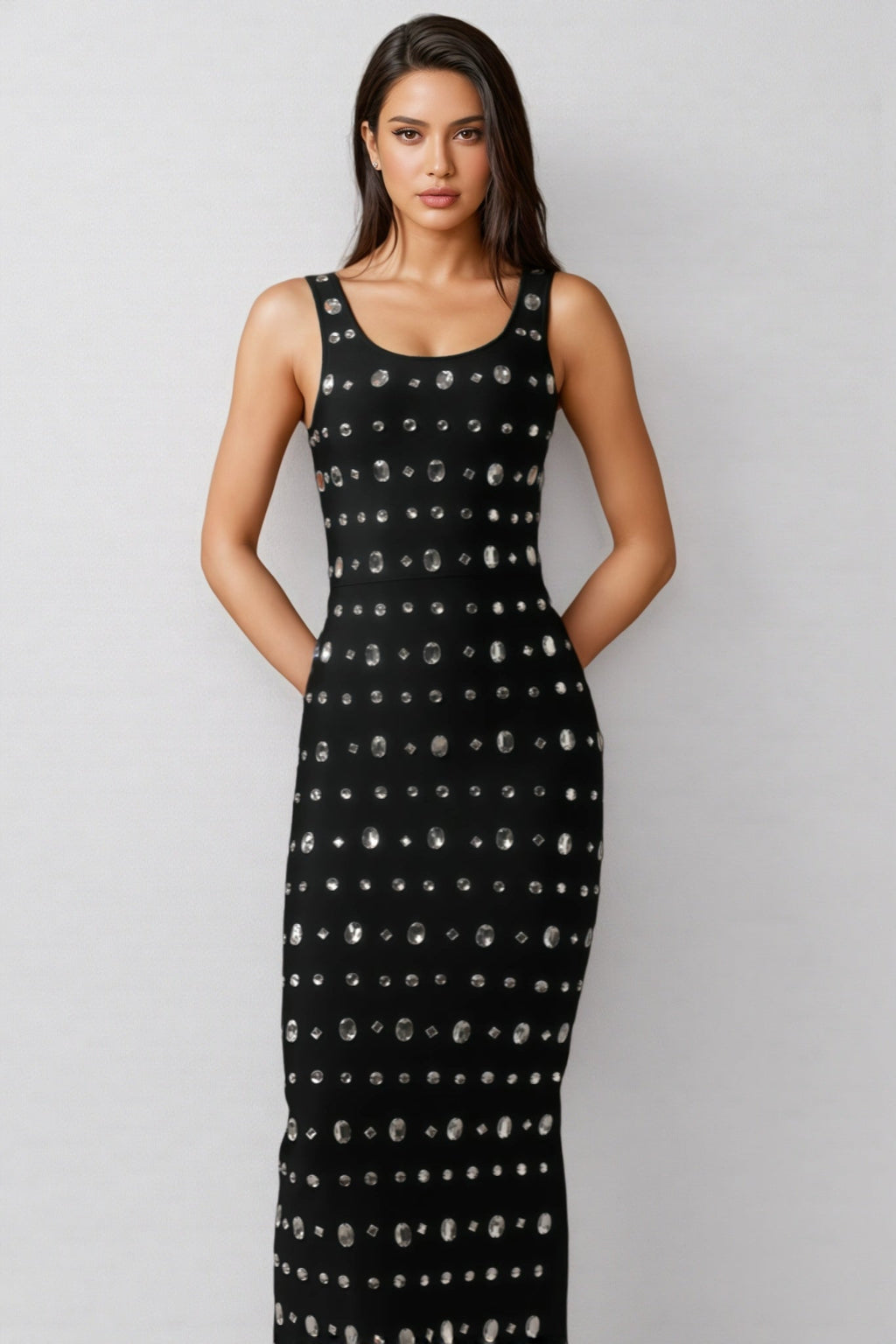 Daphn Diamond Square-Cut Collar Bandage Maxi Dress