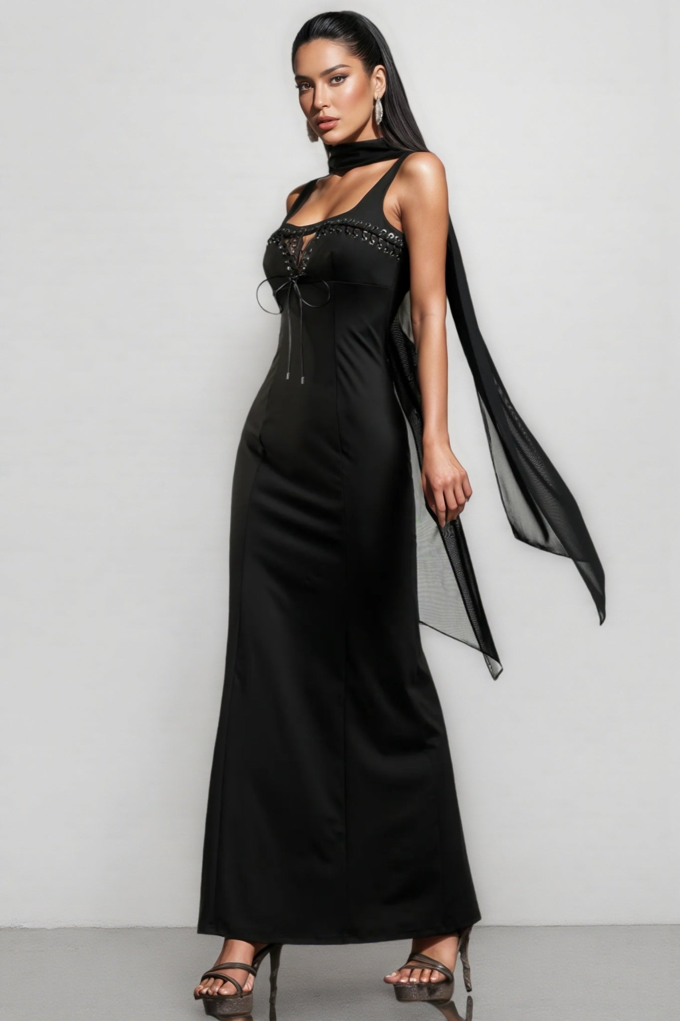 Simeon Sleeveless Ribbon Bandage Maxi Dress
