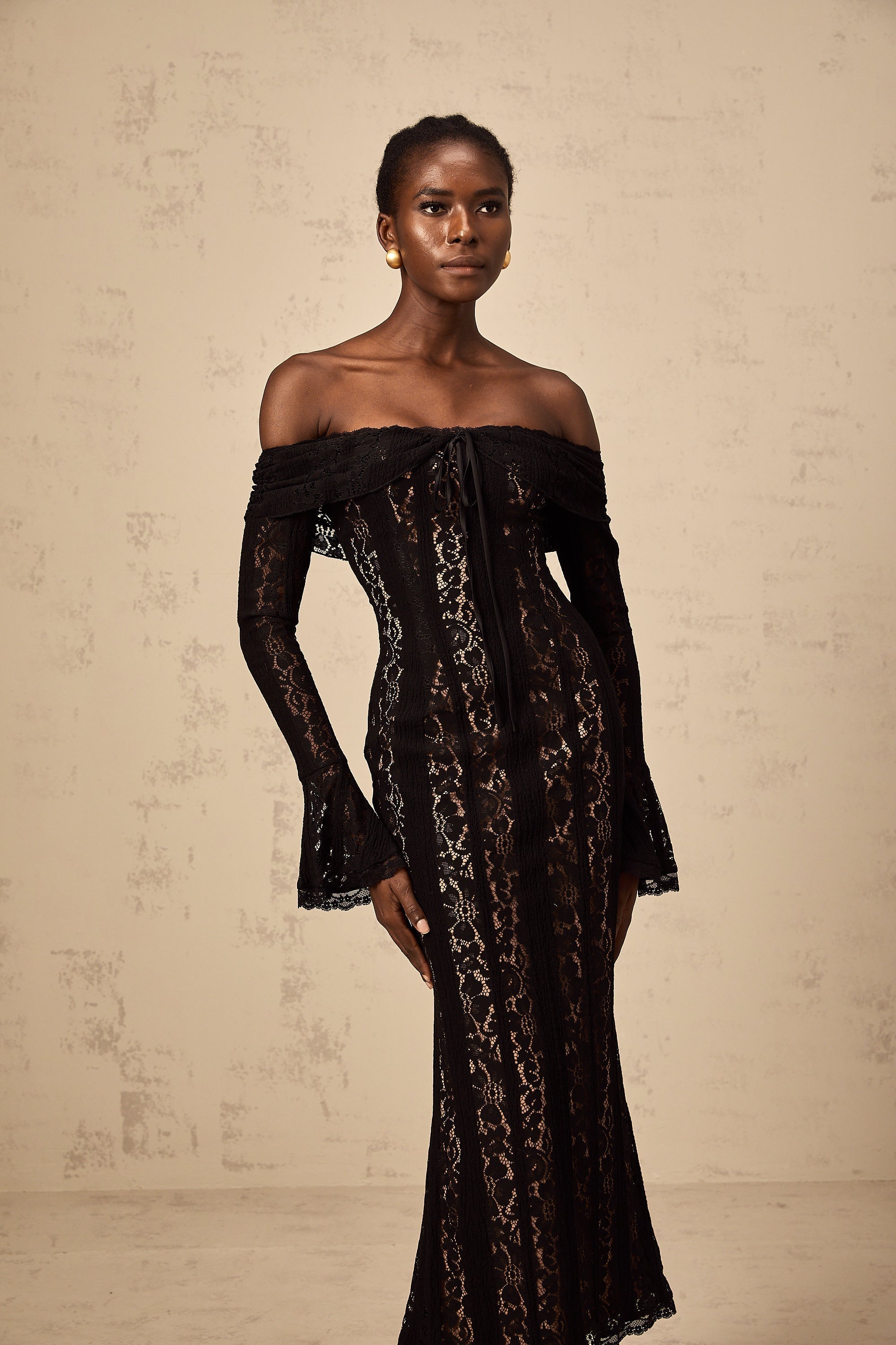 _meline floral lace flared-cuff midi dress in Black