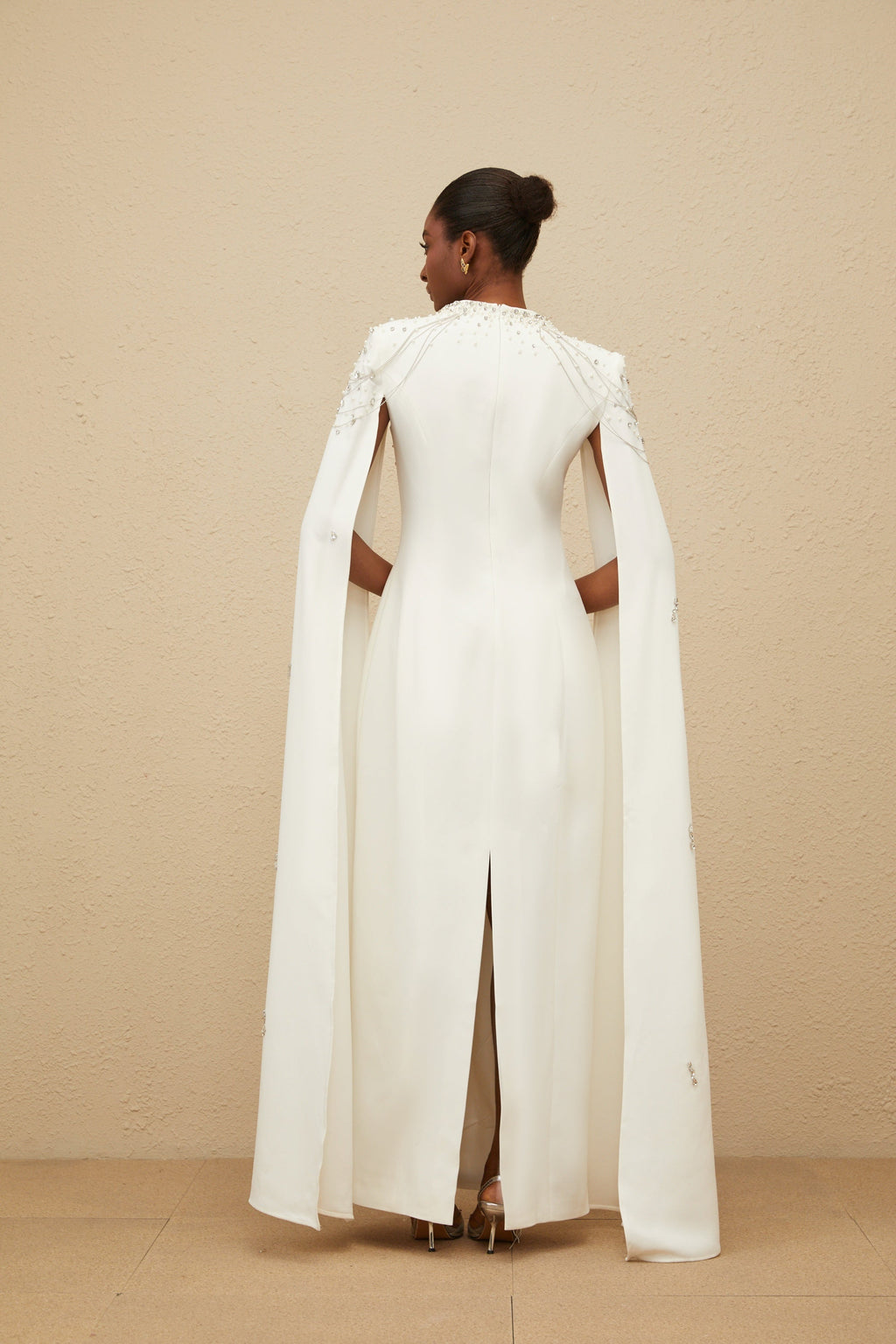 _puré White Embellished Cape Gown