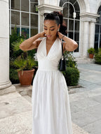 Chic Fitted White Gown With V Neckline Perfect For Summer Events