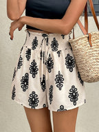 Women Damask Print Paperbag Shorts Smocked Ruffle Waist Drawstring Casual Shorts