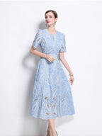 Retro Heavy-duty Hollowed-out Embroidered Round Neck Waist-cinching Short-sleeved Dress
