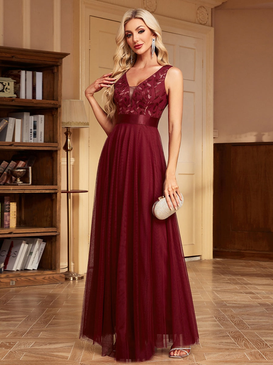 V-neck Embroidery Sequins Elegant Gauze Formal Dress Maxi Dresses
