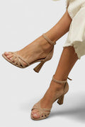| Elegant Heels