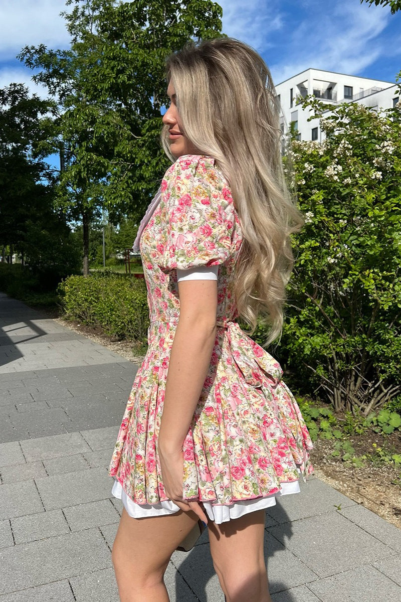 Pink Peter Pan Collar Puff Sleeve Button Front Pleated Ruffle Hem Floral Print Mini Dress