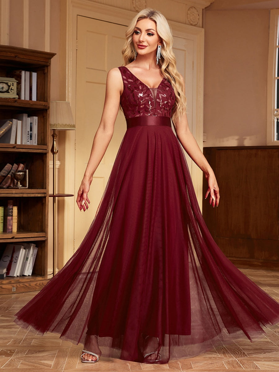 V-neck Embroidery Sequins Elegant Gauze Formal Dress Maxi Dresses