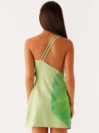 One-shoulder Floral Print Halter Dress With A Flared Neckline
