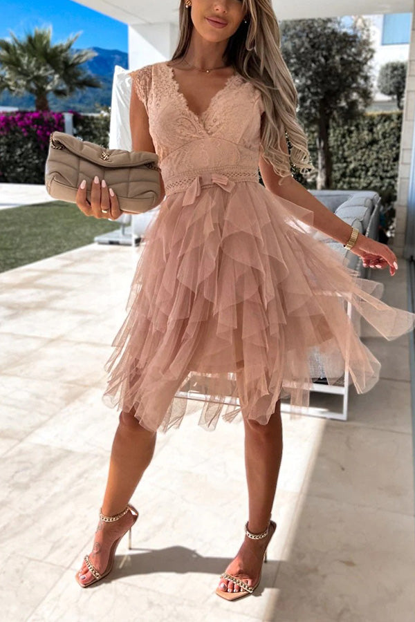 Gabriela Timeless Sleeveless Layered Lace Midi Dress with V Neck Evening Wear Edit