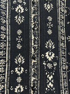 Geometric Print V-neck Long-sleeved Shirt