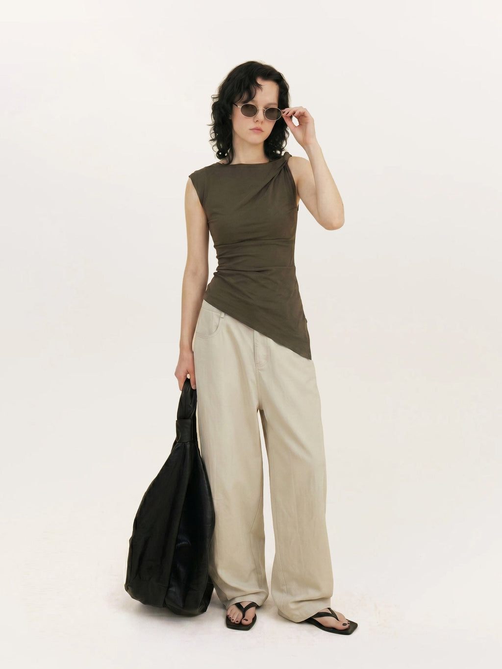 Design-inspired Twisted Top