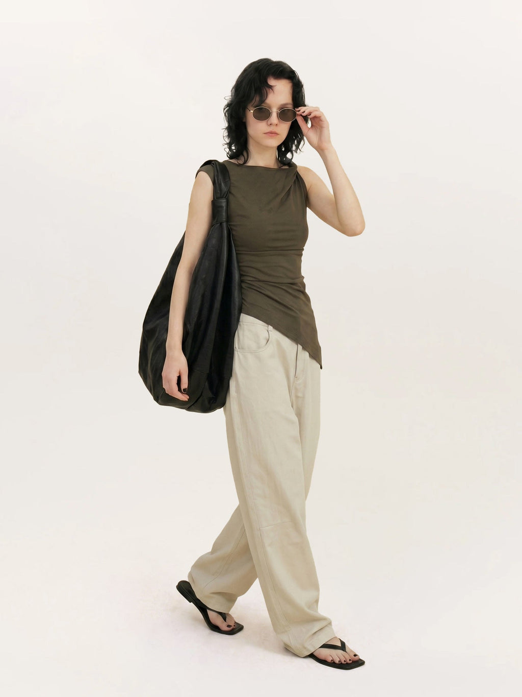Design-inspired Twisted Top