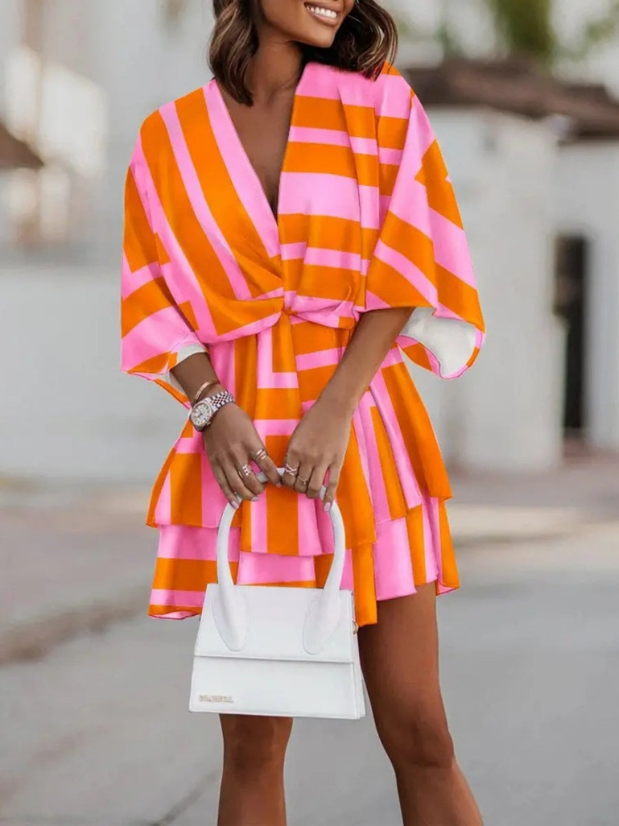 Loose-fit Batwing Sleeves Printed Commuting Mini&Short Dresses