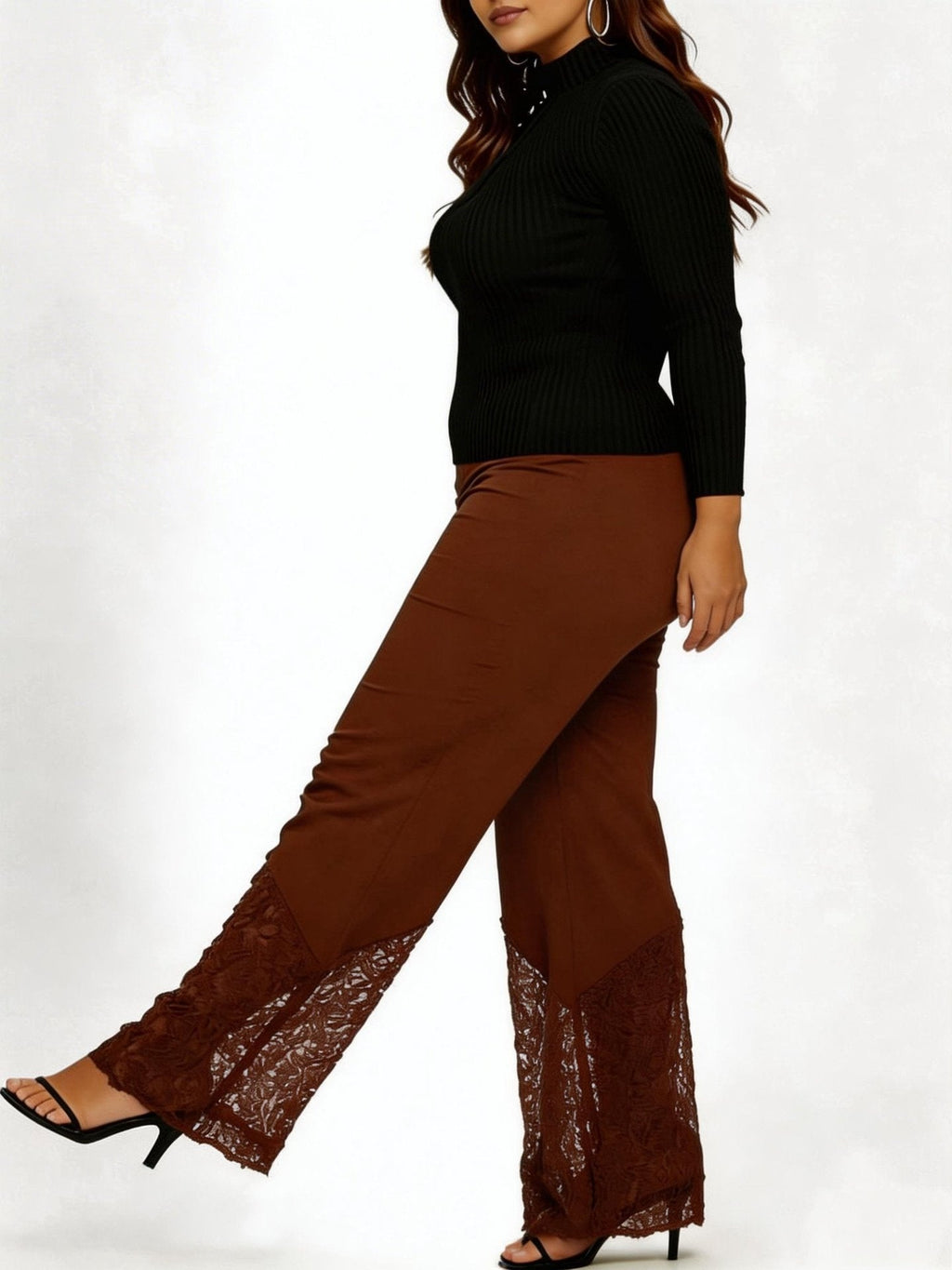 Slim-fitting, Loose-fitting, Comfortable Cropped Trousers With Lace Trim And Cutout Details