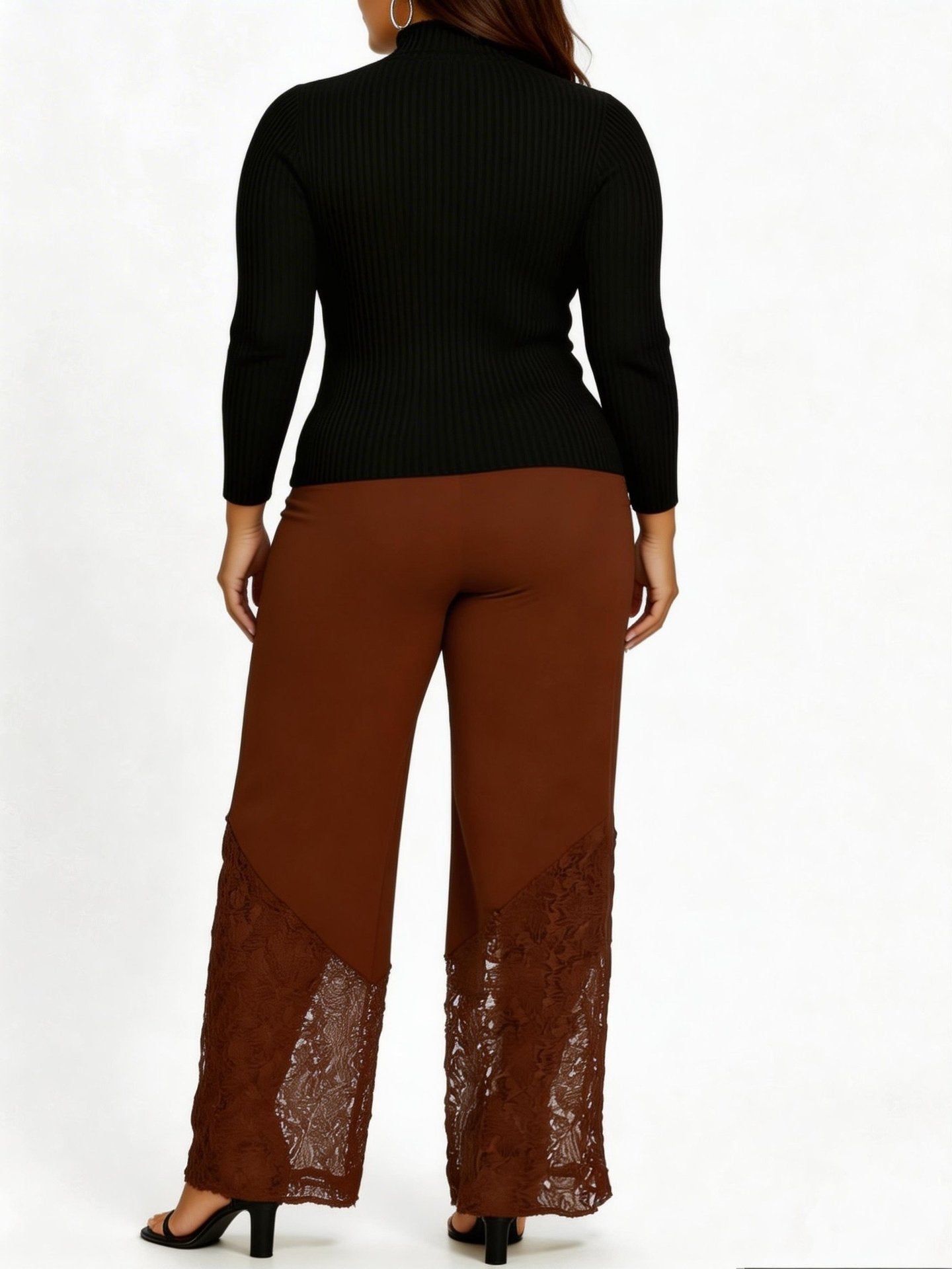 Slim-fitting, Loose-fitting, Comfortable Cropped Trousers With Lace Trim And Cutout Details