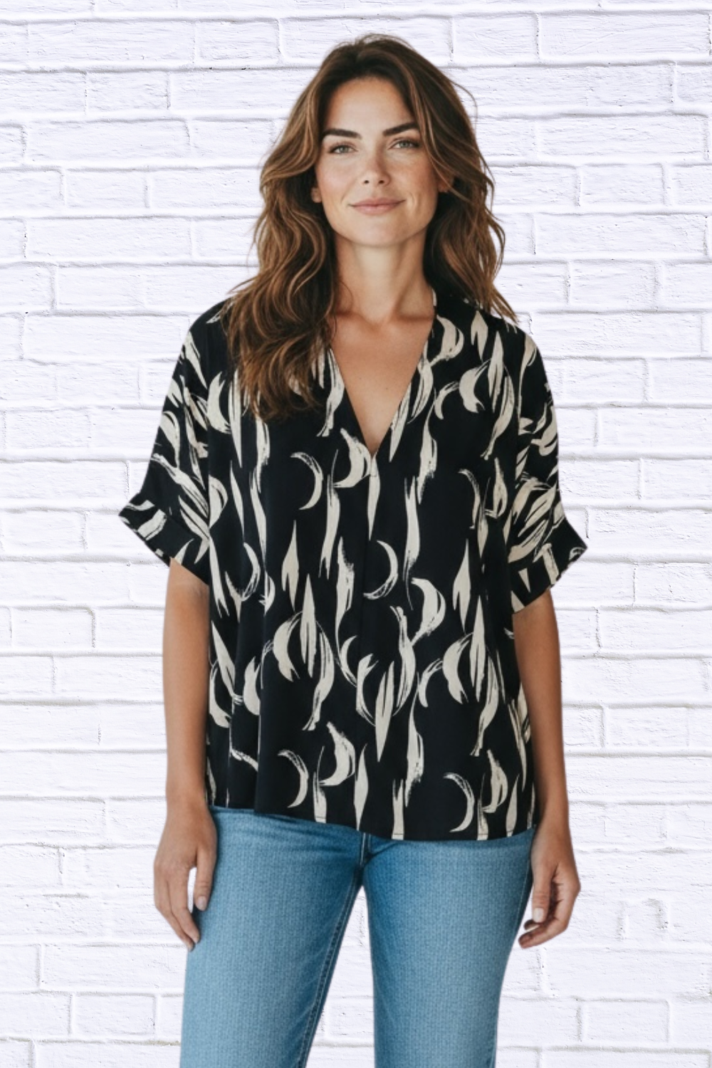 Jodifl Black and Cream Relaxed Top