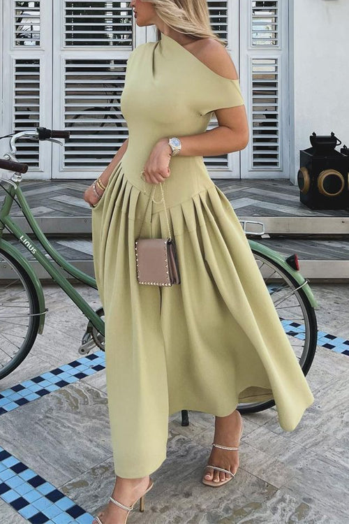 Elegant Asymmetric Shoulder Pleated Swing Maxi Dress