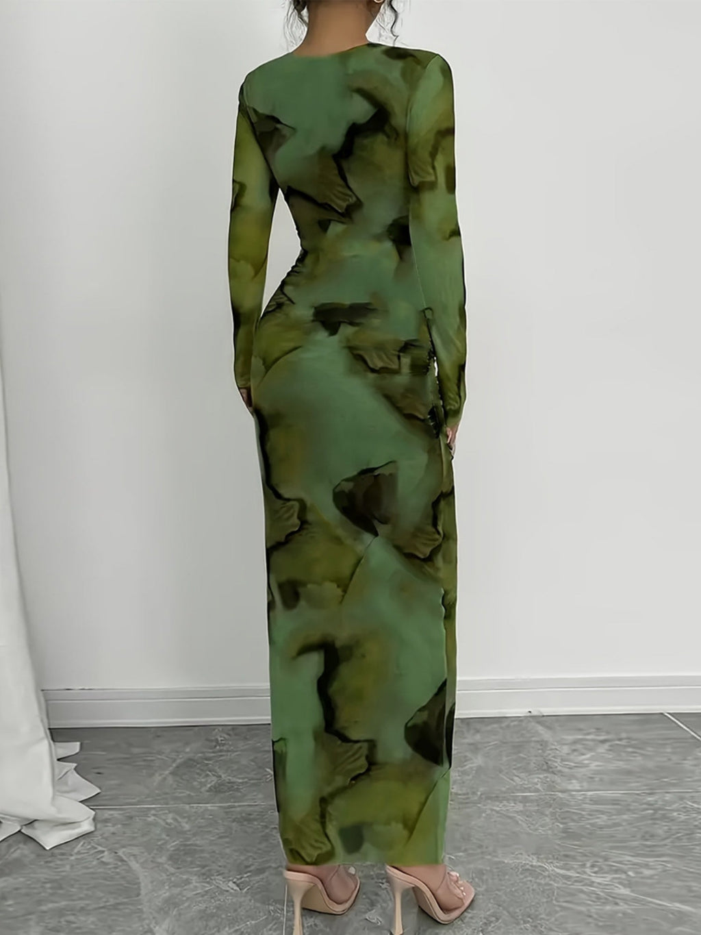 Printed Stretch Round Neck Long Sleeve Maxi Dresses