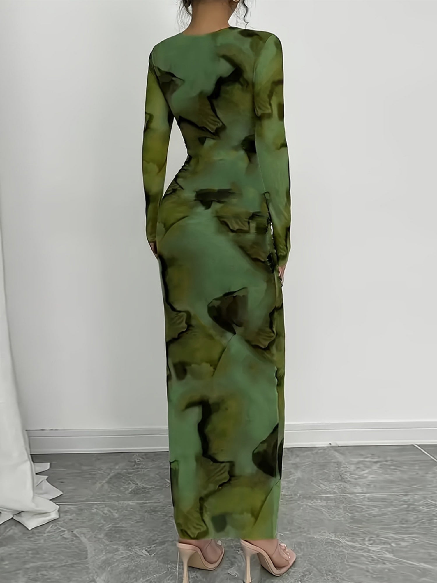 Printed Stretch Round Neck Long Sleeve Maxi Dresses