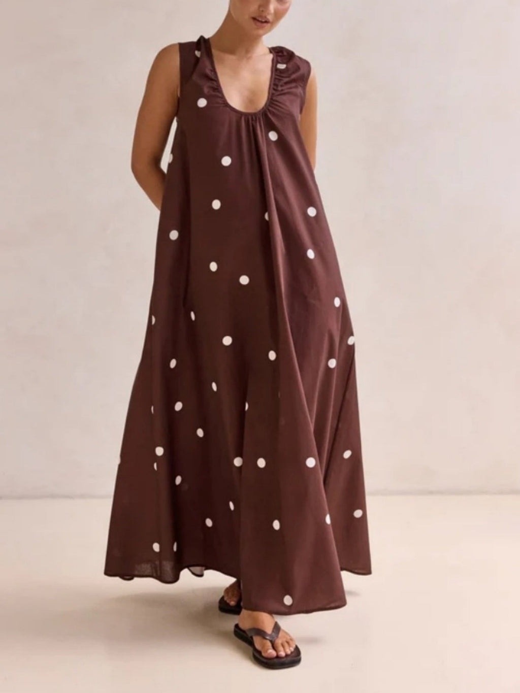 Polka Dots U-neck Sleeveless Large Skirt Maxi Dresses