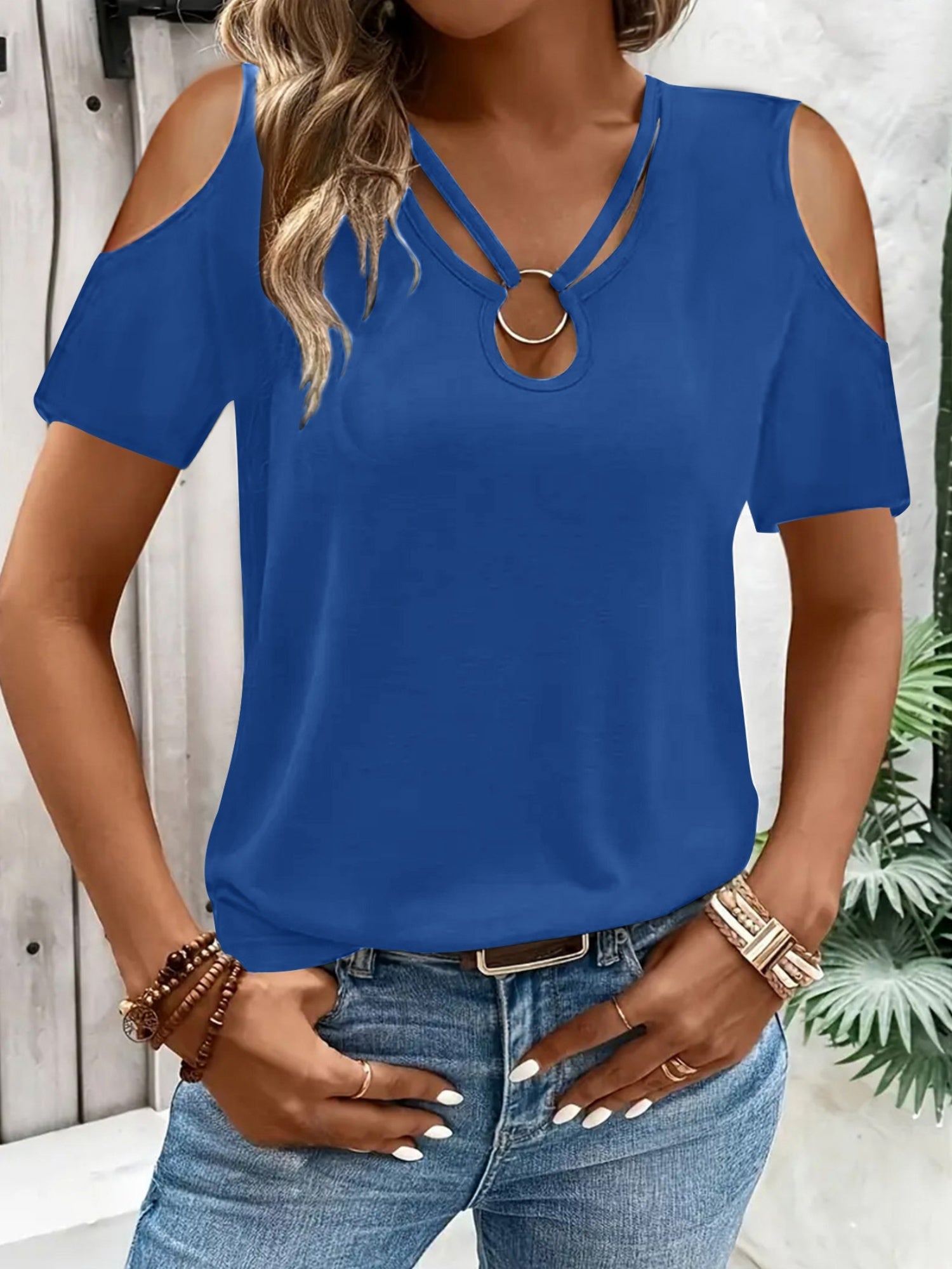 Hollowed-out Cross Off-shoulder V-neck Short Sleeve T-shirts