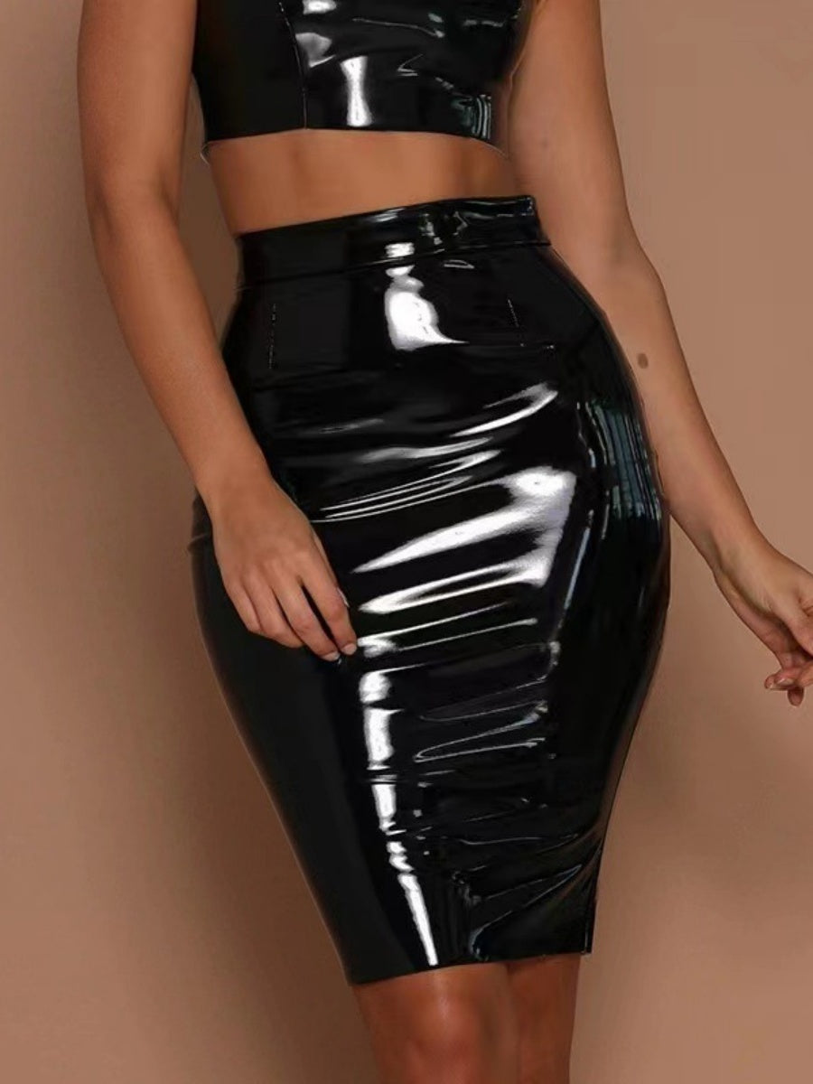 Glossy PU Leather Tight Fit Hip-hugging High Waist Zipper Skirts