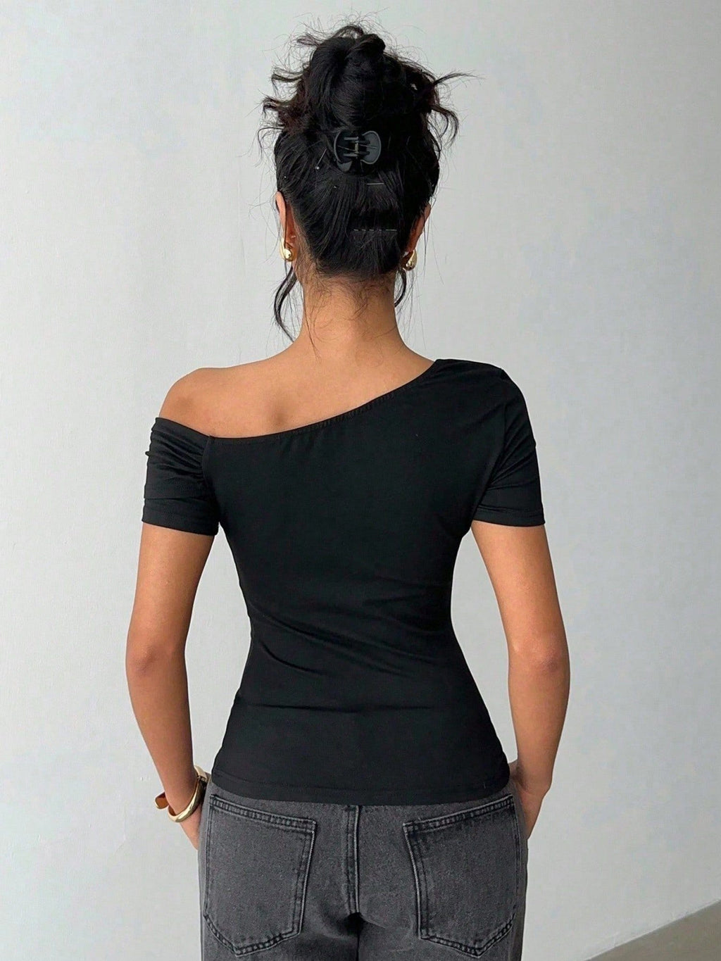 3D Butterfly Asymmetrical Neckline And Off-shoulder T-shirts