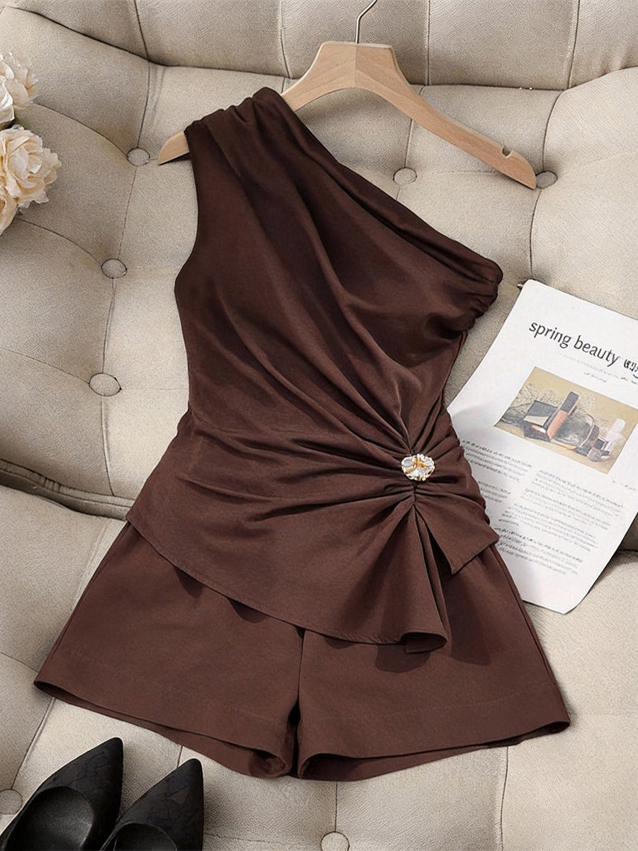 Brown Asymmetrical Off-shoulder Pleated Sleeveless Top And Shorts Two-piece Set