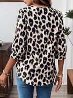 Three-quarter Sleeve Collar Leopard Print T-shirts