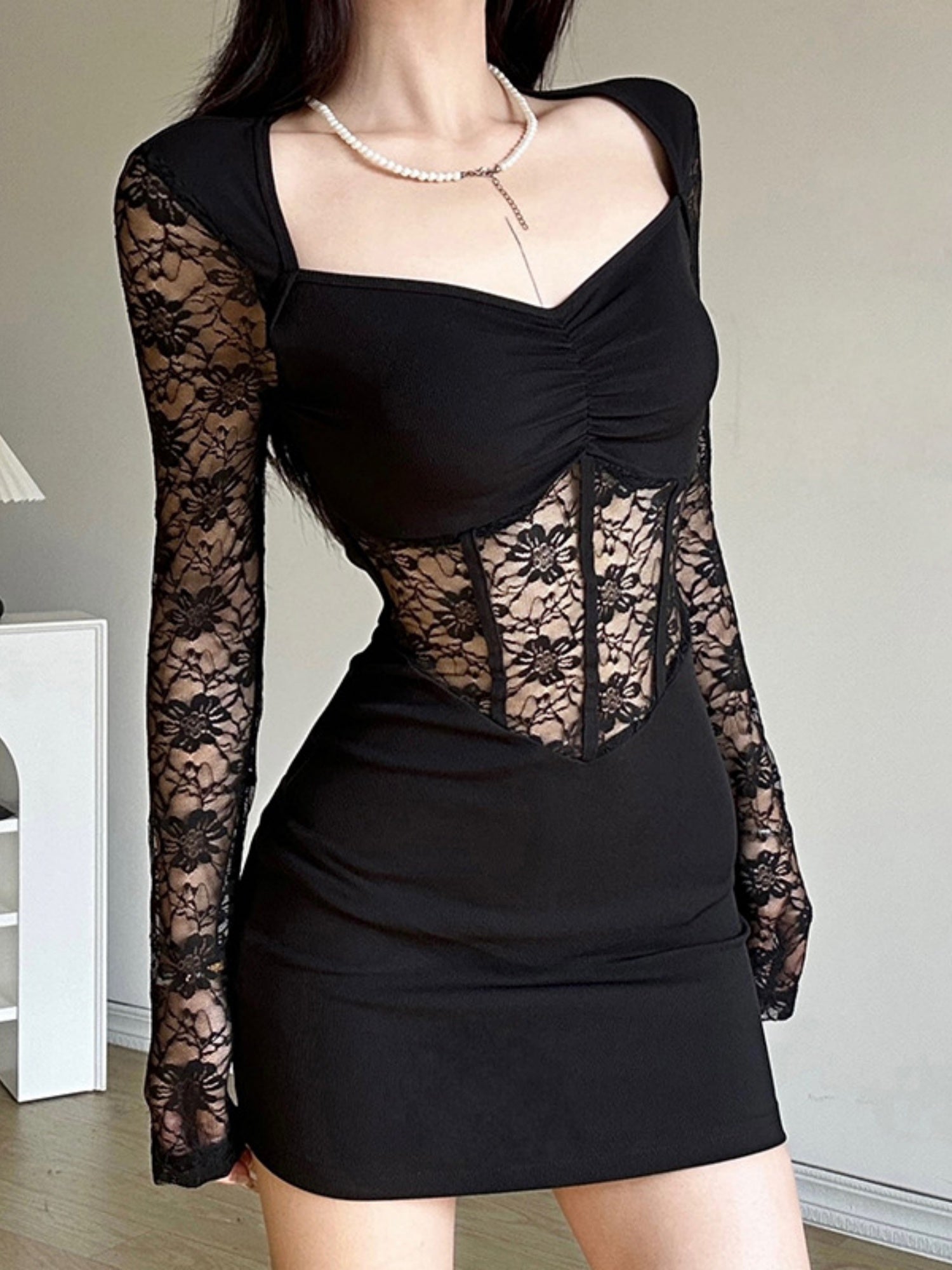 Lace Patchwork Perspective Pleated Hip Wrap Mini&Short Dresses