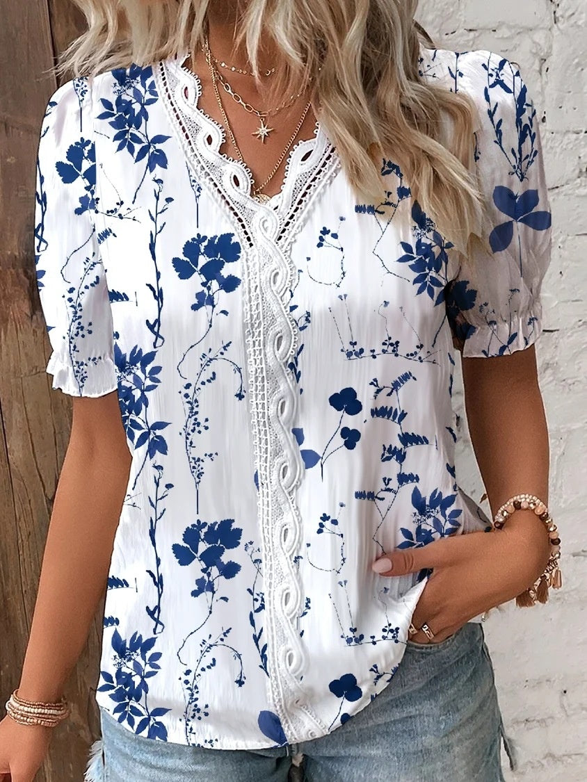 V-neck T-shirt With Lace Trim And Floral Print