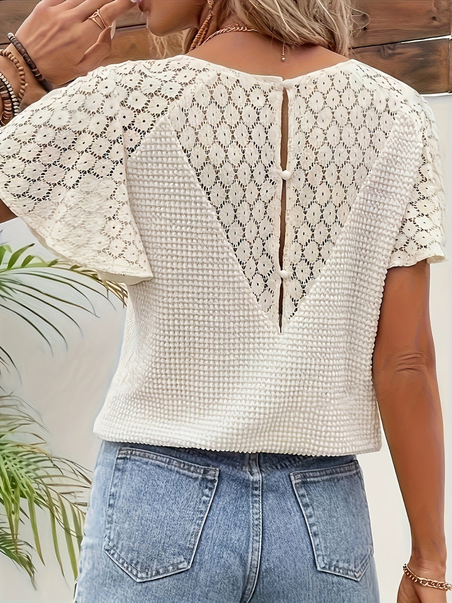 V-neck Lace-trimmed Short-sleeved T-shirt
