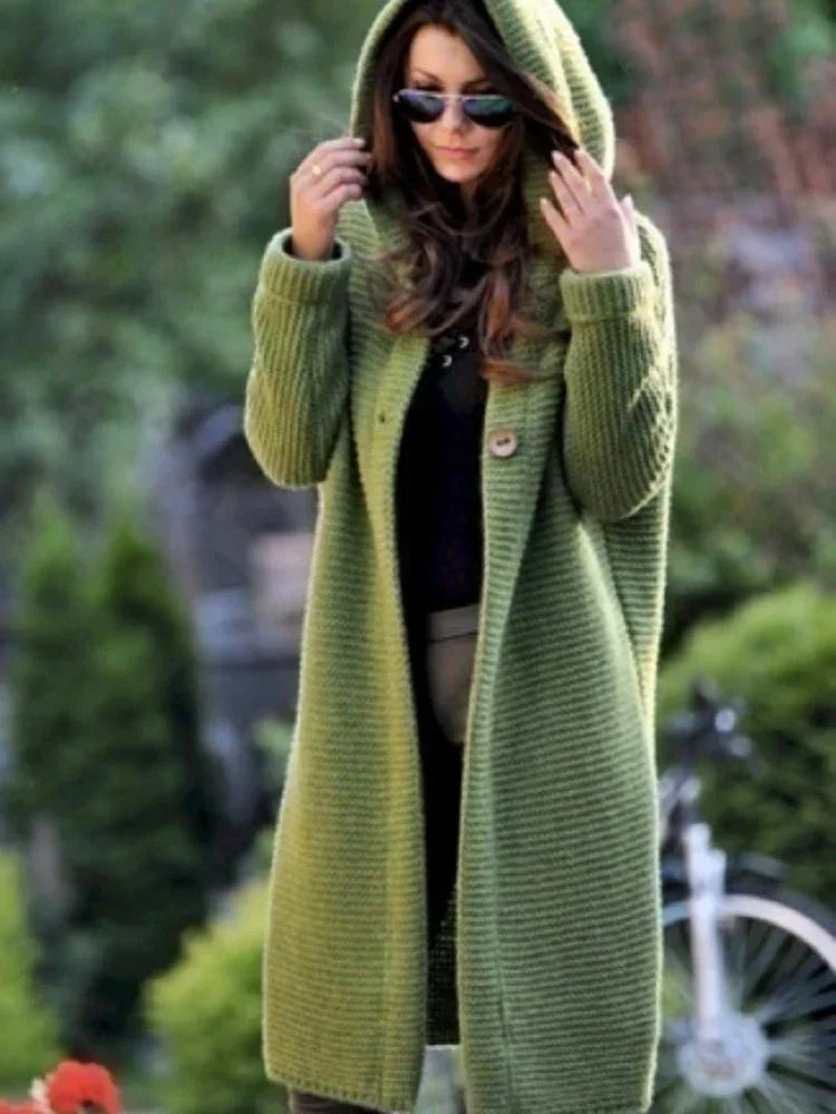 | Elegant knee-length coat