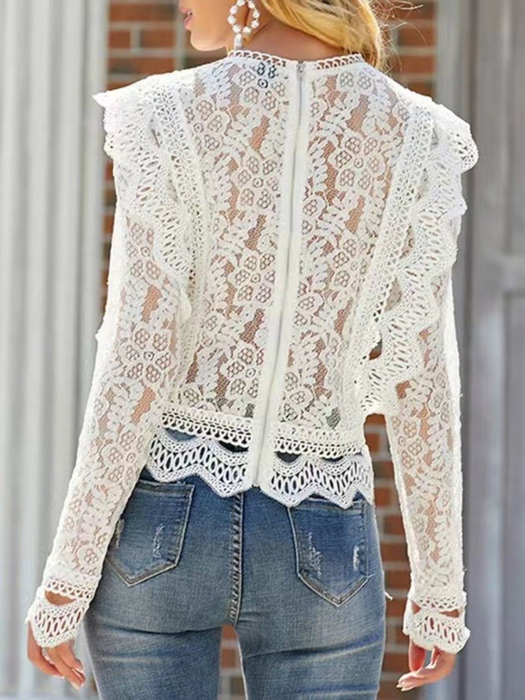 Lace Cutout Patchwork Lace Long-sleeved T-shirt