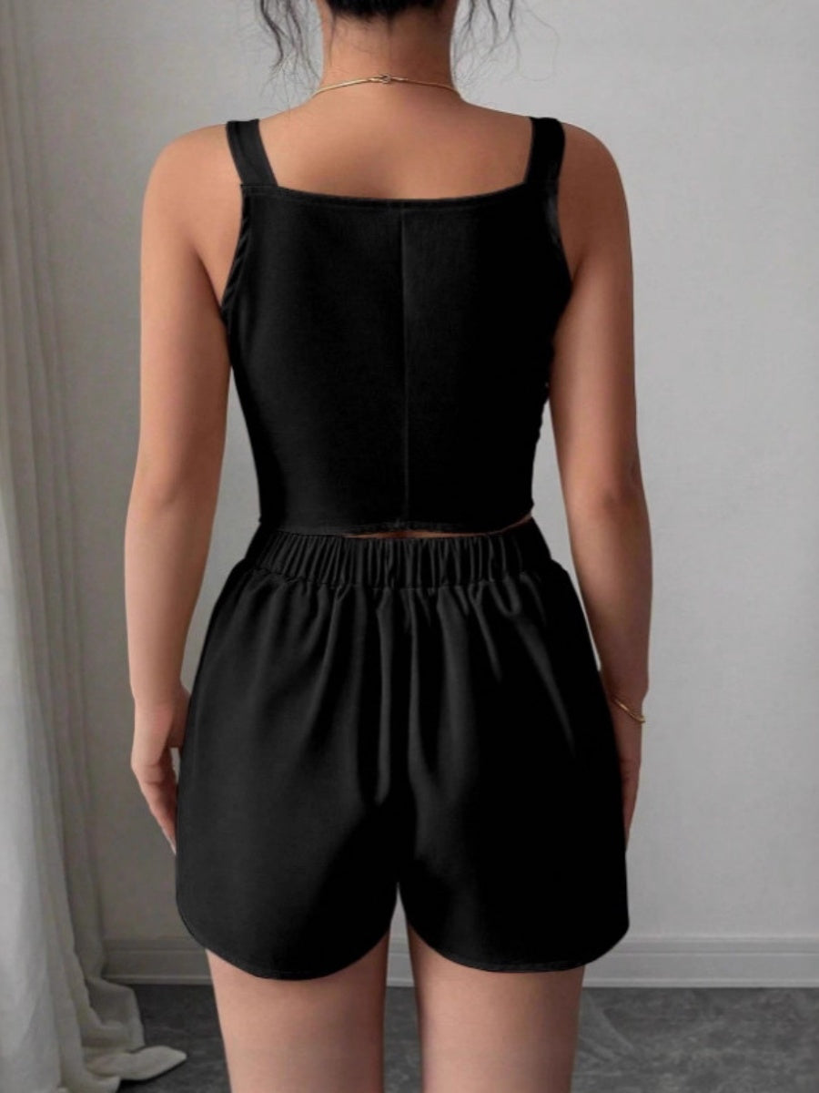 Stylish And Slimming Two-piece Set Of Button-down Vest And Shorts In Solid Color For Commuting.