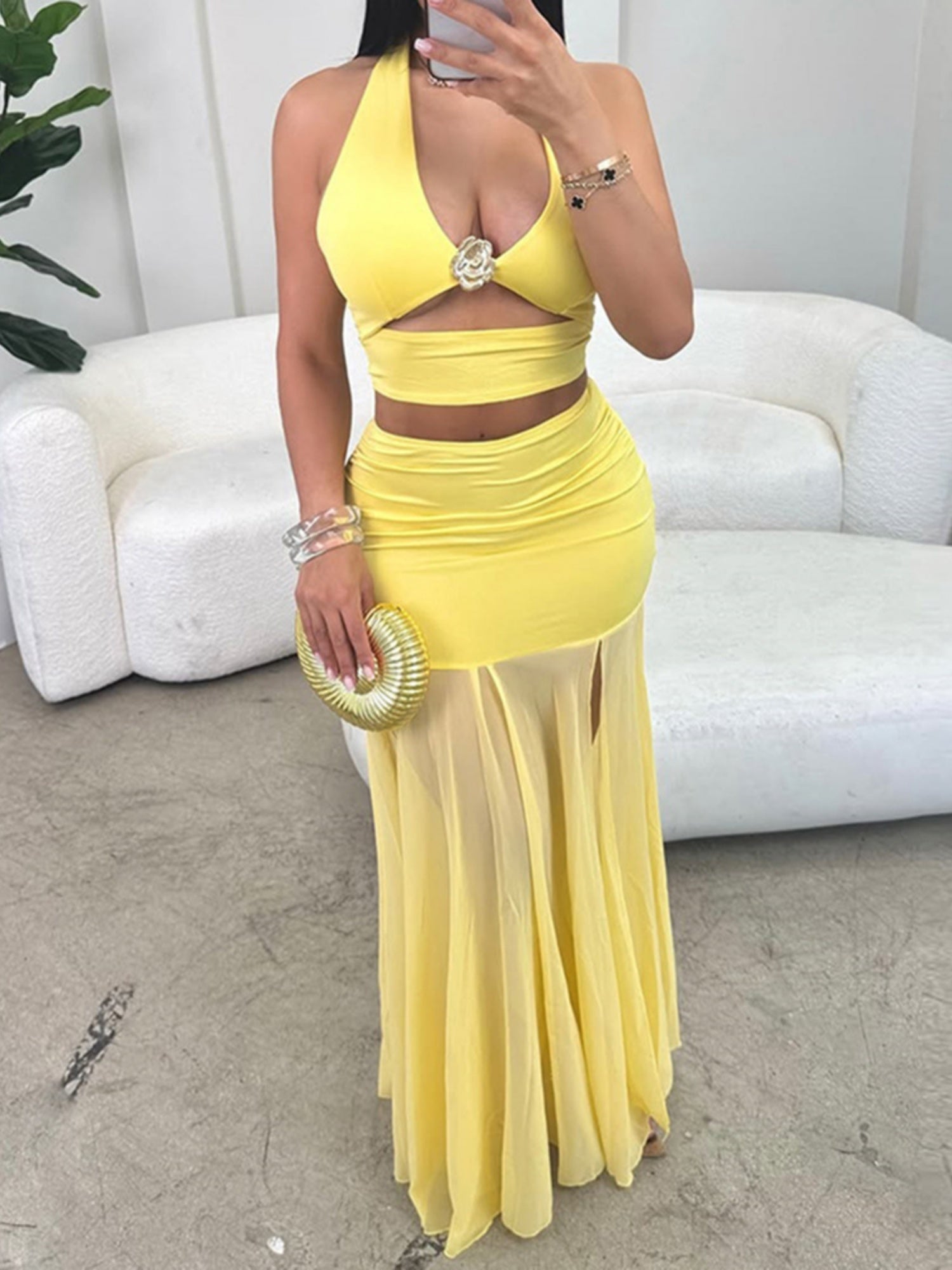 Hollow Out Metal Flowers Halter Top Mesh Splicing Bodycon Skirt 2-piece Sets