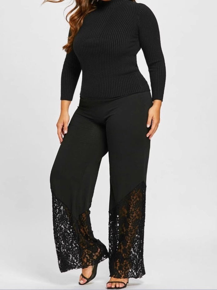 Slim-fitting, Loose-fitting, Comfortable Cropped Trousers With Lace Trim And Cutout Details
