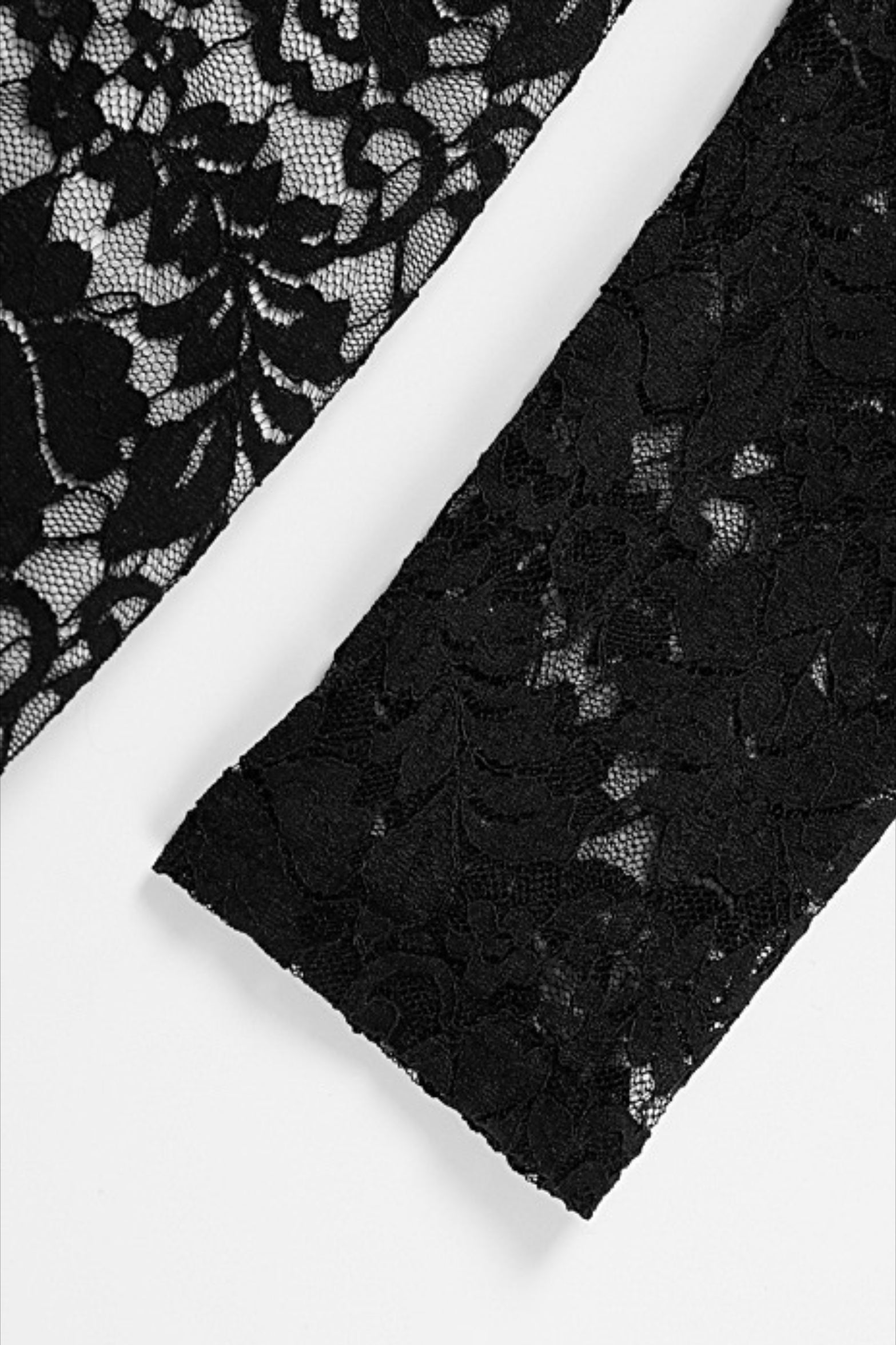 Black Sweetheart Neck Long Sleeve Floral Lace Sheer Overlay Bodycon Mini Dress
