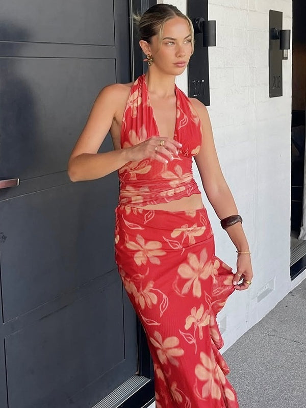 Deep V-neck Strapless Dress With Cropped Waist And Halter Neck