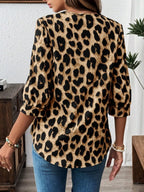 Three-quarter Sleeve Collar Leopard Print T-shirts