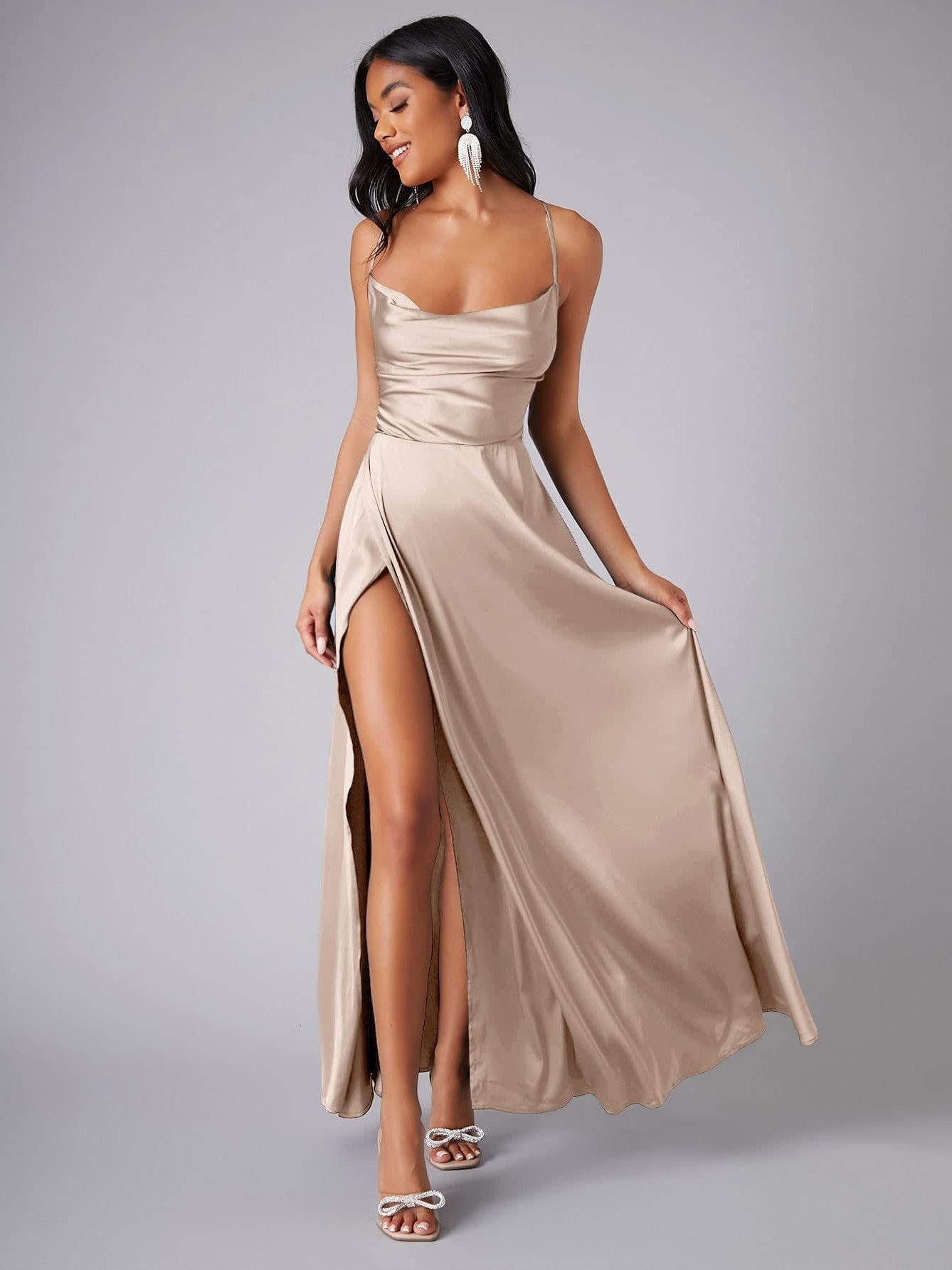Slimming, Figure-hugging Backless Halter-neck Long Dress
