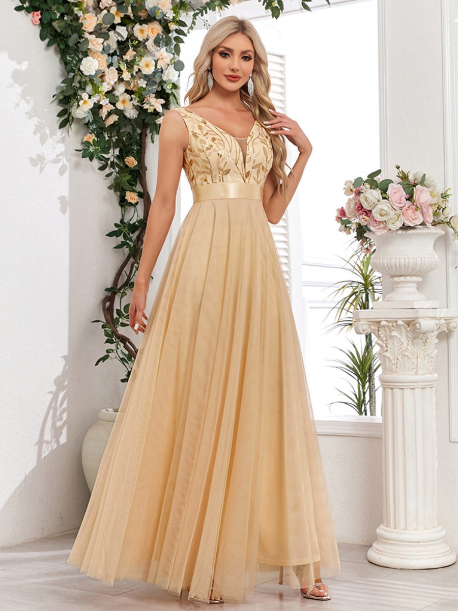 V-neck Embroidery Sequins Elegant Gauze Formal Dress Maxi Dresses