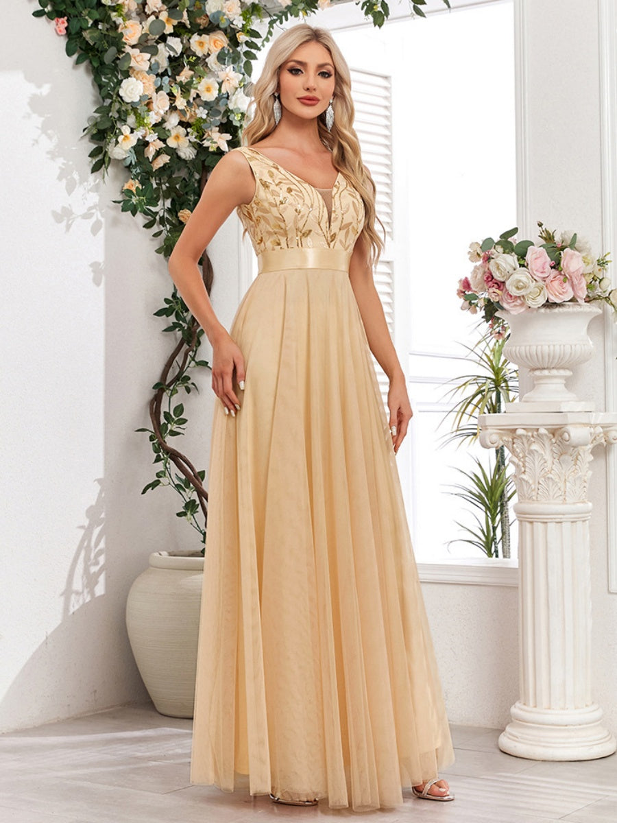 V-neck Embroidery Sequins Elegant Gauze Formal Dress Maxi Dresses