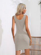 U-neck Hip-hugging Mini&Short Dresses