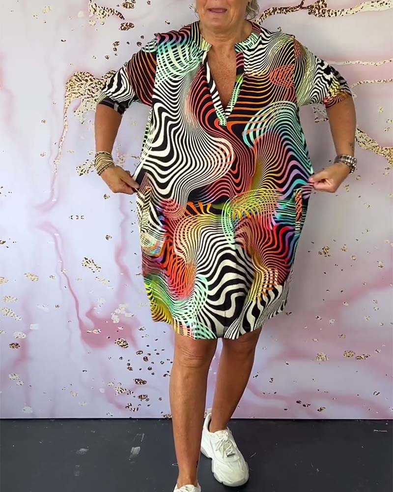 Salomé Boutique Slimming Dress with a Colorful Print Elevated Occasion Wear