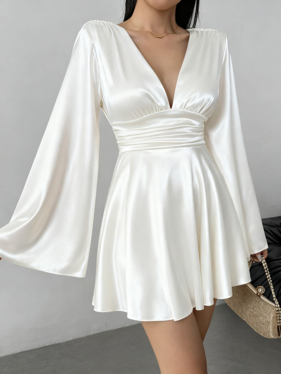 V-neck Long Sleeve Flared Sleeves Mini&Short Dresses