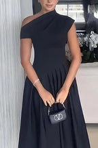 Elegant Asymmetric Shoulder Pleated Swing Maxi Dress