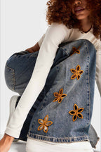 Loose Fit High Waist Floral Embroidered Jeans