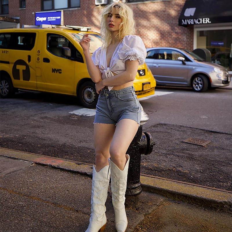 Zinnia | Casual High Waisted Shorts